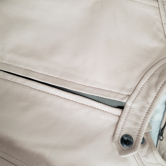 Leather Jacket - Banana Republic - Picture 5 of 5